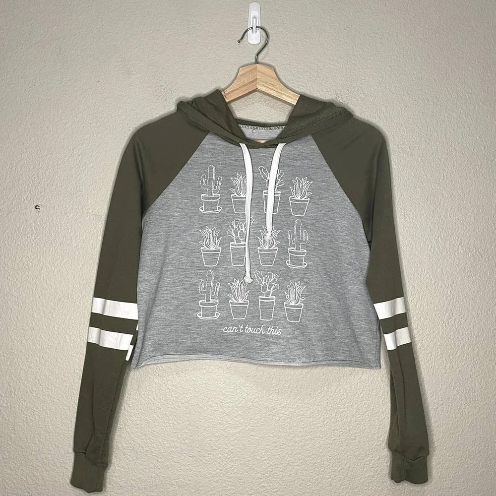 Hoodie‎ Sweater Womens Small Gray Green Cactus Graphic Cropped University Stripe